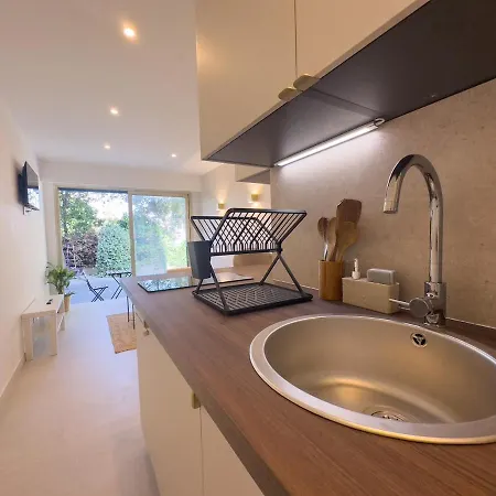 Sublime - Beachfront Apartament Saint-Laurent-du-Var